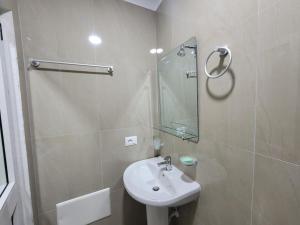 Bany a CACA Hotel