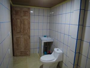 Ένα μπάνιο στο House la Rose Second Floor
