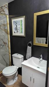 O baie la Santurce Studios Centrally Located 4