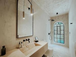 Imagen de la galería de Design Casa Patchouli With Private Pool And Loung, en Tulum