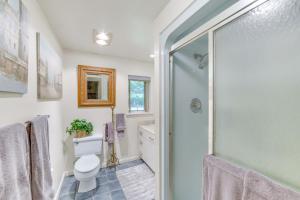 a bathroom with a toilet and a shower at Pet-Friendly Lebanon Vacation Rental on 6 Acres! in Lebanon +26 photos