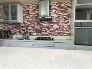 Η κουζίνα ή μικρή κουζίνα στο Apartamento con tres alcobas de lujo en Pasto nariño