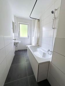 Koupelna v ubytování City Apartment with WIFI, Kitchen and 4K TV