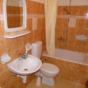 Koupelna v ubytování Apartments Ana