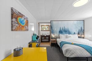 Letto o letti in una camera di Lazy Duck Inn