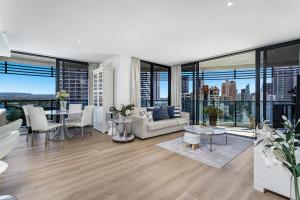 Posezení v ubytování Oracle Beachfront Apartments Broadbeach