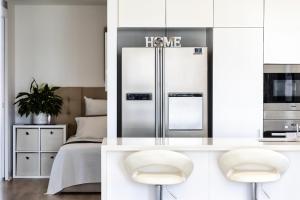 Kuchyň nebo kuchyňský kout v ubytování Oracle Beachfront Apartments Broadbeach