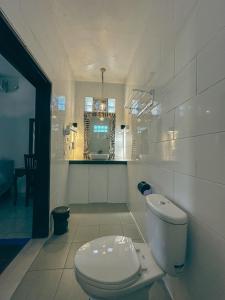 Koupelna v ubytování Bali Stuti Jimbaran Inn