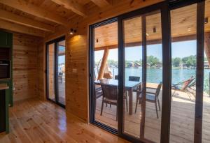 Příroda nedaleko vily