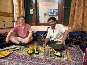 Gosti koji borave u objektu John's Homestay +31 fotografija