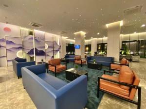 HomeStudio 3 Pax at Ion Delemen, Genting Highlands的休息区