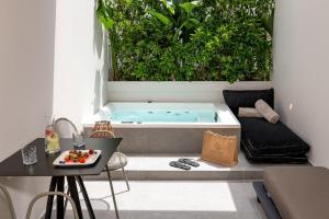 Φωτογραφία από το άλμπουμ του Evanik Chic Hotel στην Κάλυμνο