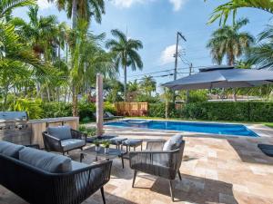 Фотография из галереи Amazing Family Home in Hollywood FL в Голливуде