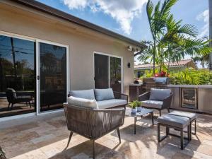 Фотография из галереи Amazing Family Home in Hollywood FL в Голливуде