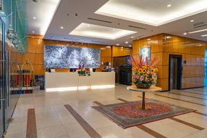Vstupní hala nebo recepce v ubytování Pan Borneo Hotel Kota Kinabalu