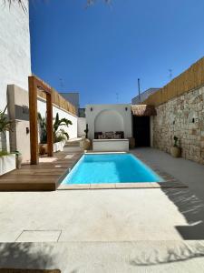 Bazén v ubytování Midi Pool Villa & SPA nebo v jeho okolí