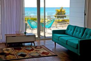 Posezení v ubytování Penguin Beachfront Apartments