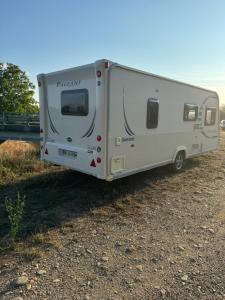 Fotografie z fotogalerie ubytování Caravan by Lake v destinaci Oradea
