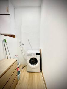 Fotografie z fotogalerie ubytování Modern House with 2 Bedrooms v destinaci Kampungdurian