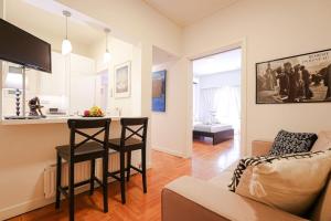 TV/trung tâm giải trí tại Syntagma square, 60sqm Dream suite