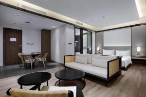Posezení v ubytování Grand Aston Puncak Hotel & Resort