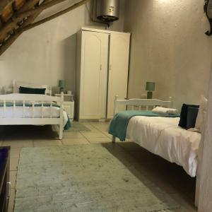 Gambar di galeri bagi Villa Jullienne - A Home Away From Home - Unit 9 di Nelspruit