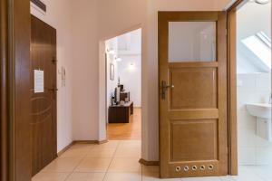 Kúpeľňa v ubytovaní udanypobyt Apartament z Basenem