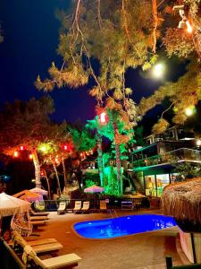 A piscina localizada em Symbola Oludeniz Beach Hotel ou nos arredores