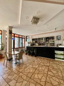 Lounge nebo bar v ubytování Central Kvareli