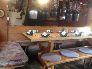 Restoran ili drugo mesto za obedovanje u objektu Binsalm- Schutzhütte