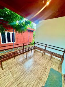 Balkón nebo terasa v ubytování Coorg Nest Cottages By Dreamy Vacations