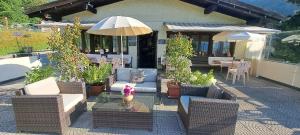 Posezení v ubytování B&B Chalet Rustica Inden, Leukerbad