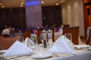 Εστιατόριο ή άλλο μέρος για φαγητό στο Al Madina Suites Doha