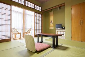 Köök või kööginurk majutusasutuses Arifuku Onsen Yoshidaya