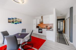 Kuchyň nebo kuchyňský kout v ubytování Apartman Dora Metković