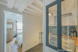 Kuchyň nebo kuchyňský kout v ubytování Flexliving - room - Lune