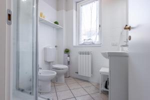 Baðherbergi á Gallarate Central Suite