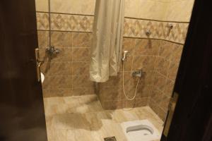 Koupelna v ubytování فندق طريق العرب + 28 fotografií