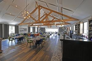 Restaurace v ubytování Manoir de l'évêché et Spa