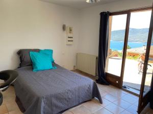 Příroda nedaleko apartmánu + 3 fotografie