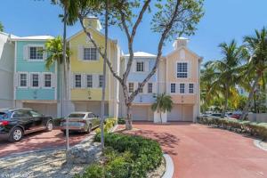 Budova, kde se prázdninový dům nachází