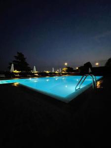 Kolam renang di atau dekat dengan Hotel Verri