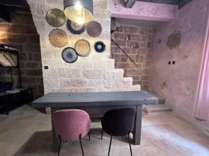 Fotografia z galérie ubytovania Le 6 Bis by Les Cailloux Dorés v destinácii Uzès