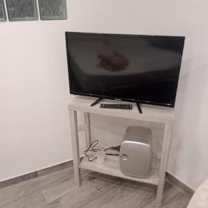 Μια τηλεόραση ή/και κέντρο ψυχαγωγίας στο Casa Vacanza Altamura