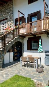 Gallery image of La Maison del Ru - CIR VDA GIGNOD 0037 in Gignod +26 photos