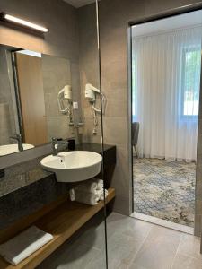 Bilik mandi di Harmony Rooms +30 gambar