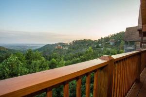 Foto sihtkohas Pigeon Forge asuva majutusasutuse Dog Friendly, Pool, Hot Tub, Pool Table, Arcade galeriist