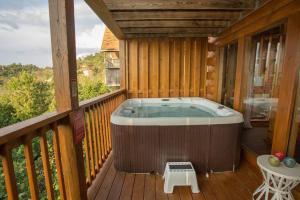 Foto sihtkohas Pigeon Forge asuva majutusasutuse Dog Friendly, Pool, Hot Tub, Pool Table, Arcade galeriist