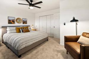 Billede fra billedgalleriet på Downtown Monument, Family Friendly, Remodel i Monument + 41 billeder