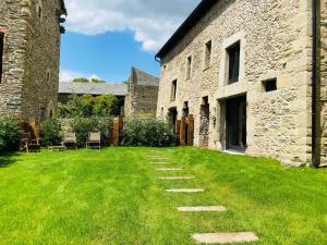 Κήπος έξω από το Villa Age con chimenea